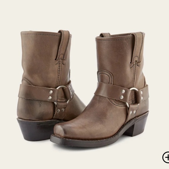 *NEW* The Frye Company Moto Boots - Picture 2 of 8